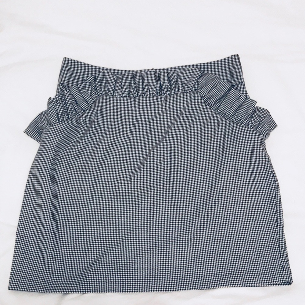 H&M Party Skirt with Ruffle - Picture 2 of 4